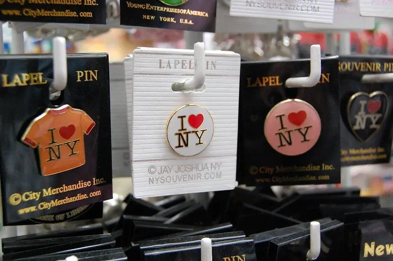 new york souvenir badges by gen cartalla
