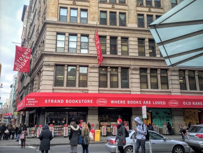 the strand bookstore new york pic