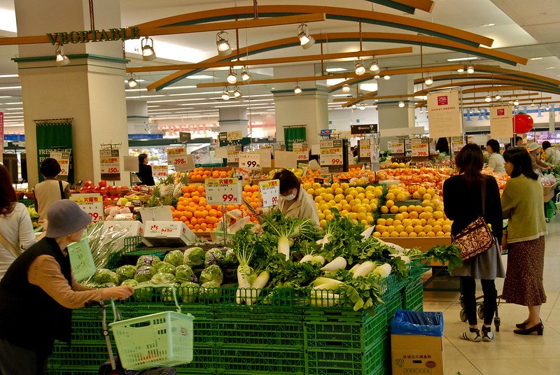 tokyo supermarkets aeon by ben kubota
