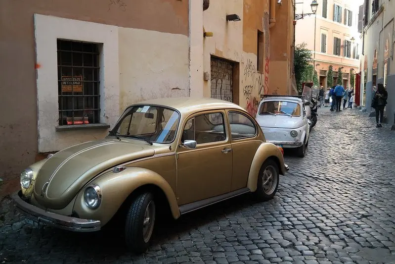 trastevere rome italy cars pic by mario sanchez prada