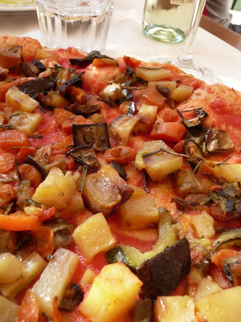 vegetarian pizza by qtea