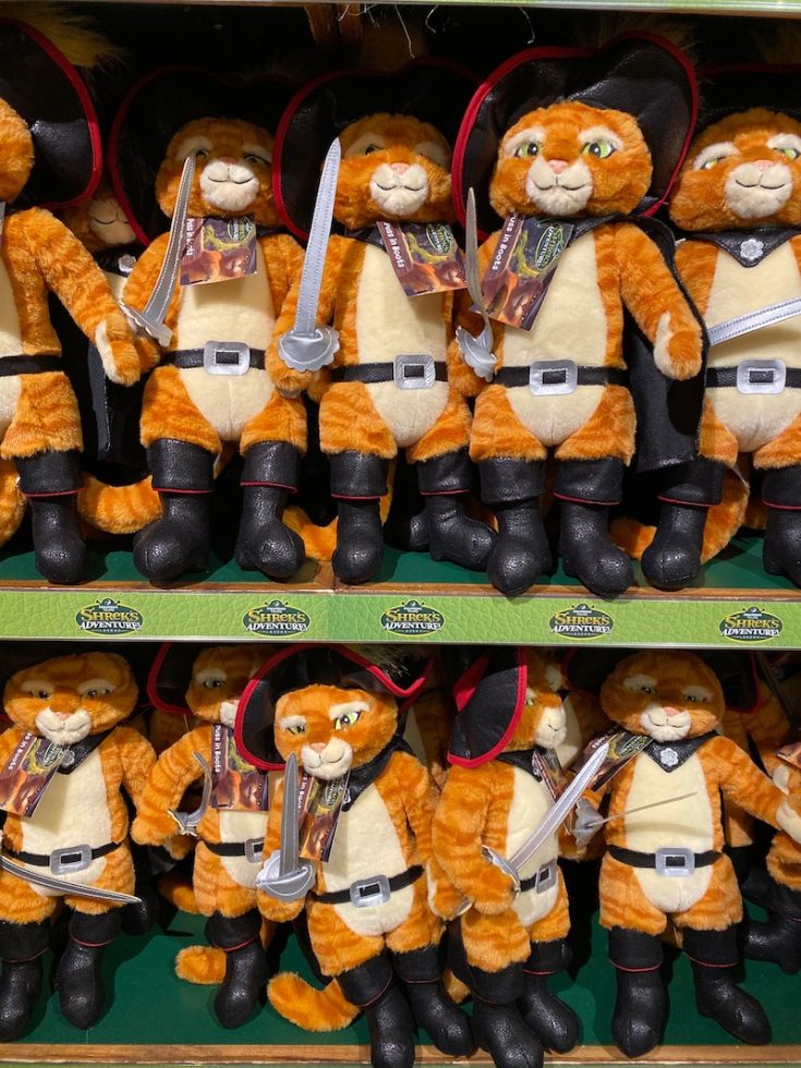 SHREK ADVENTURE SHOP LONDON SHOPPING GUIDE