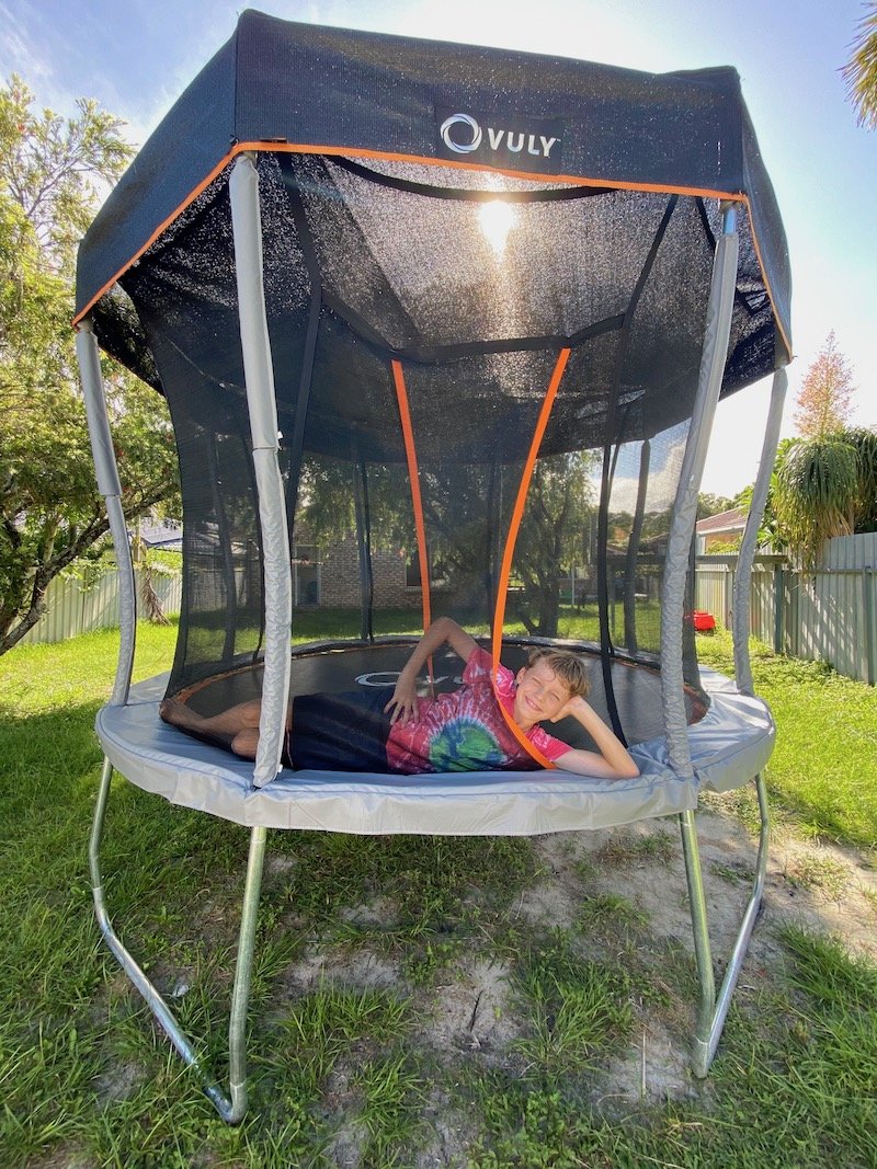 7 BEST TRAMPOLINE TENT IDEAS FOR SLEEPOVER FUN!