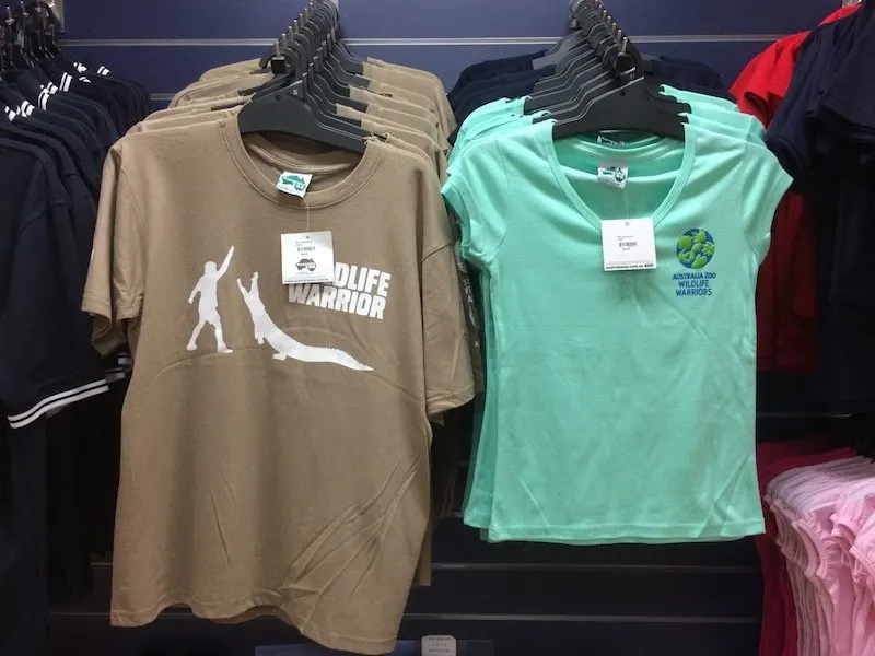australia zoo shop t shirts pic