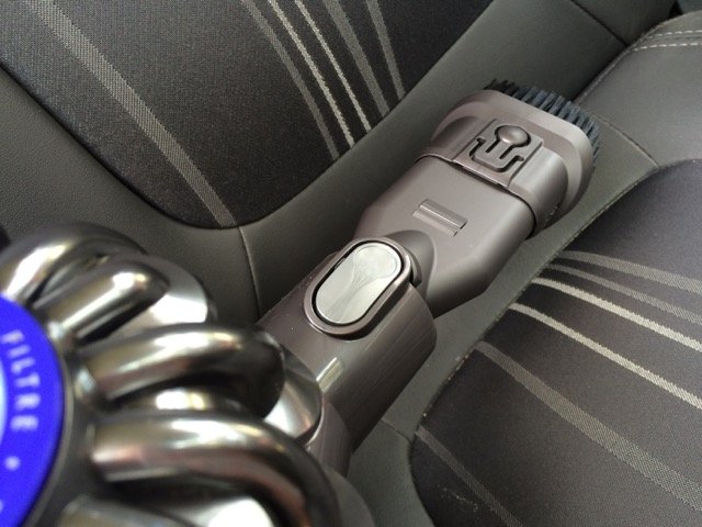 image - Dyson V6 handheld vacuum seats