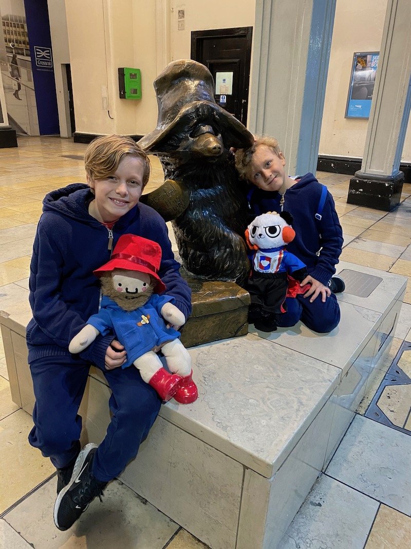 paddington bear statue pic