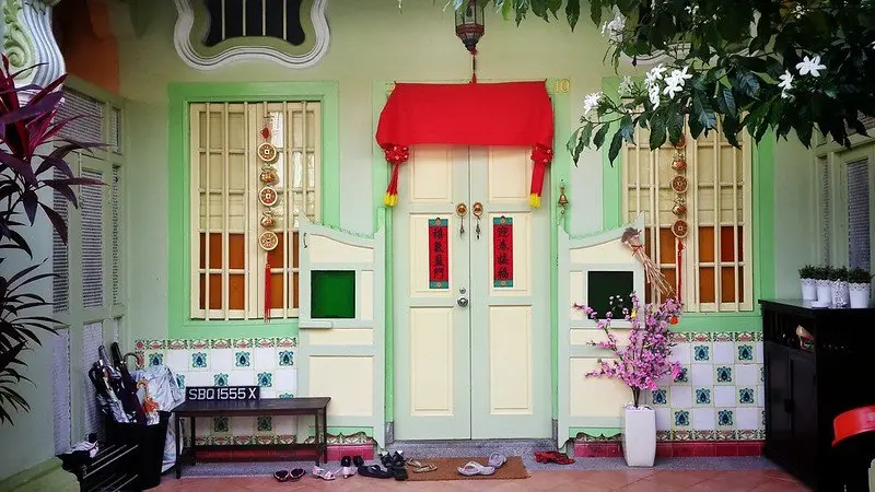 Peranakan inspiration by slava myronov 