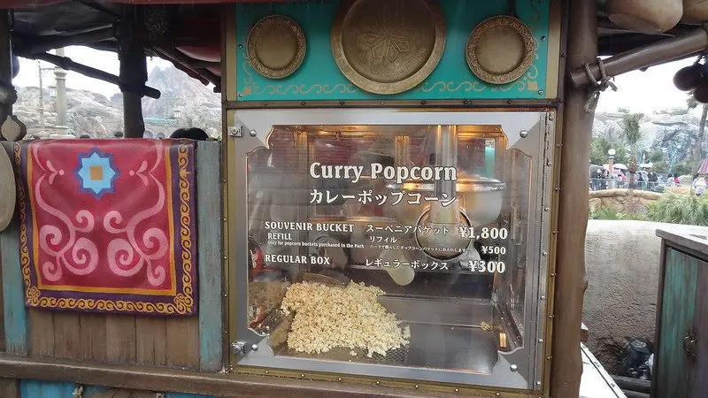 curry popcorn at tokyo disneysea 