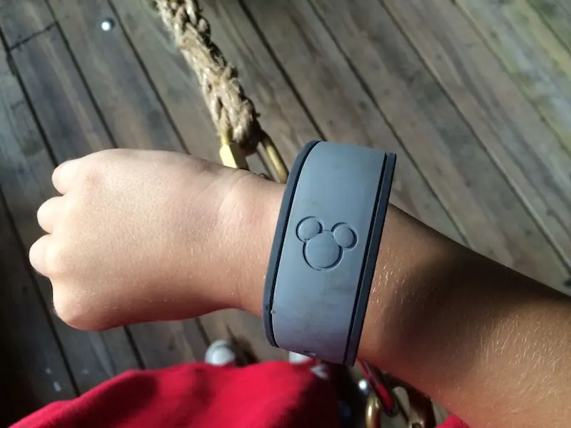 image - disney magic bands grey 800