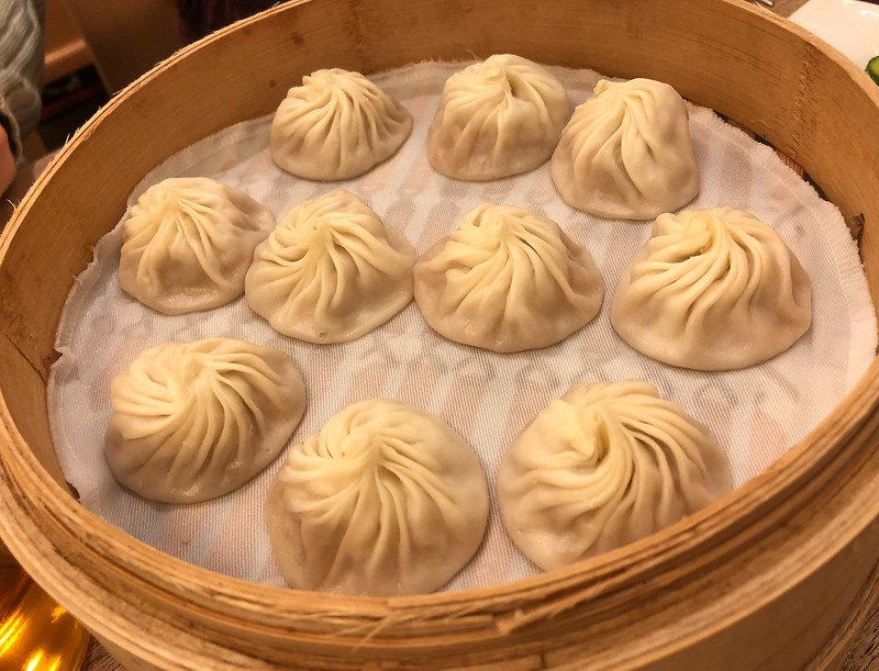 dumplings at din tai fung by greg tavares 