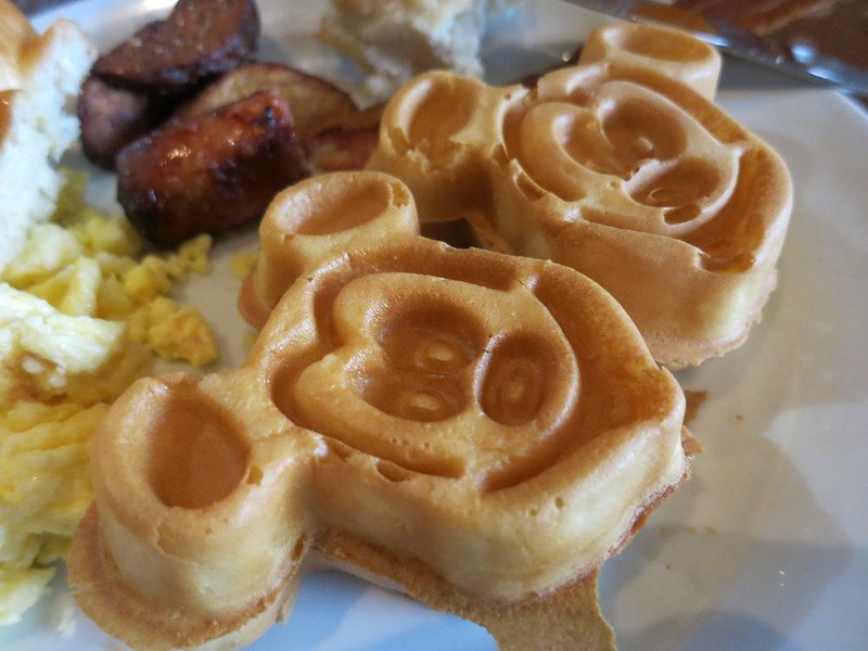 mickey waffles by danuv