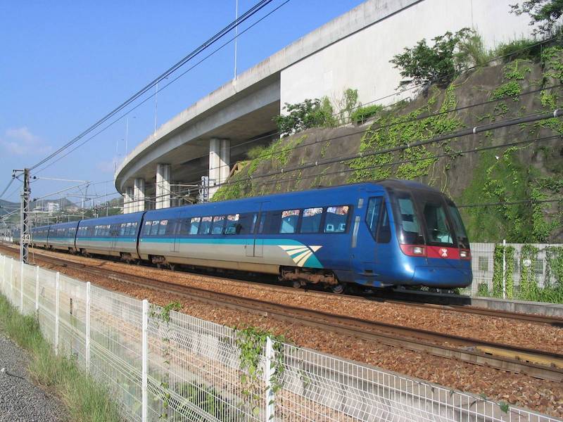 Airport_Express_Train pic