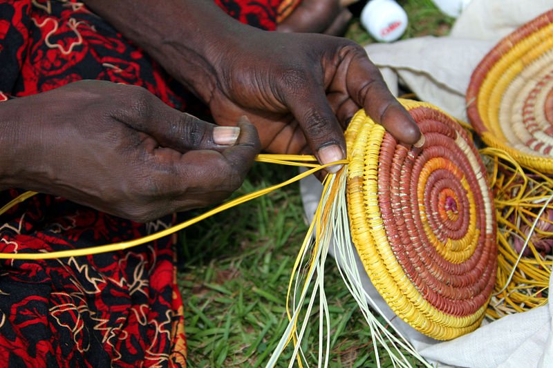 aboriginal weaving by Sgt. David J. Hercher 800 wikipedia