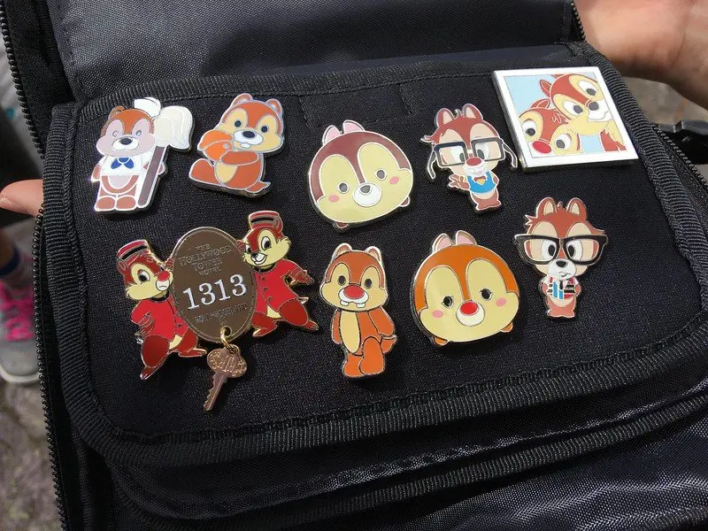 disney pins chip and dale by martin lewison 