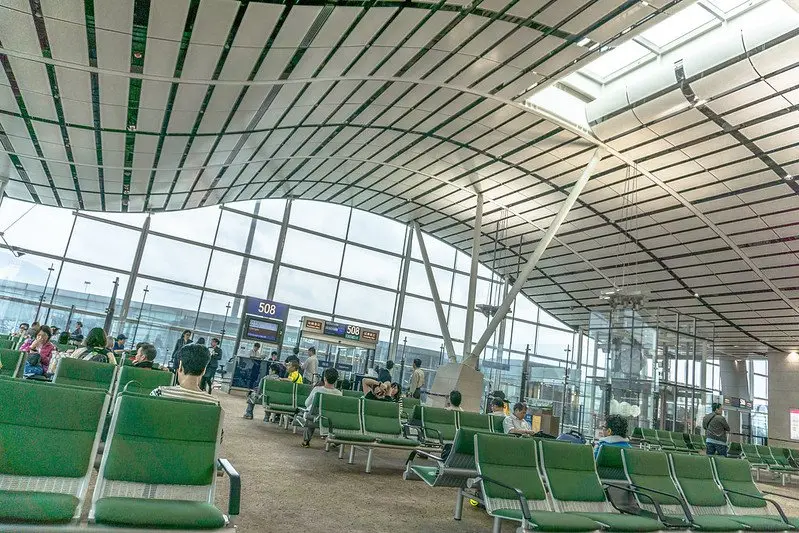 hong kong international airport pic by IQremix