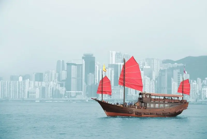 image - aqua luna junk ride on victoria harbour by patrick foto flickr