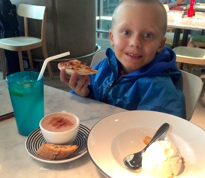 ULTIMATE GUIDE TO PIZZA EXPRESS HONG KONG FOR KIDS!