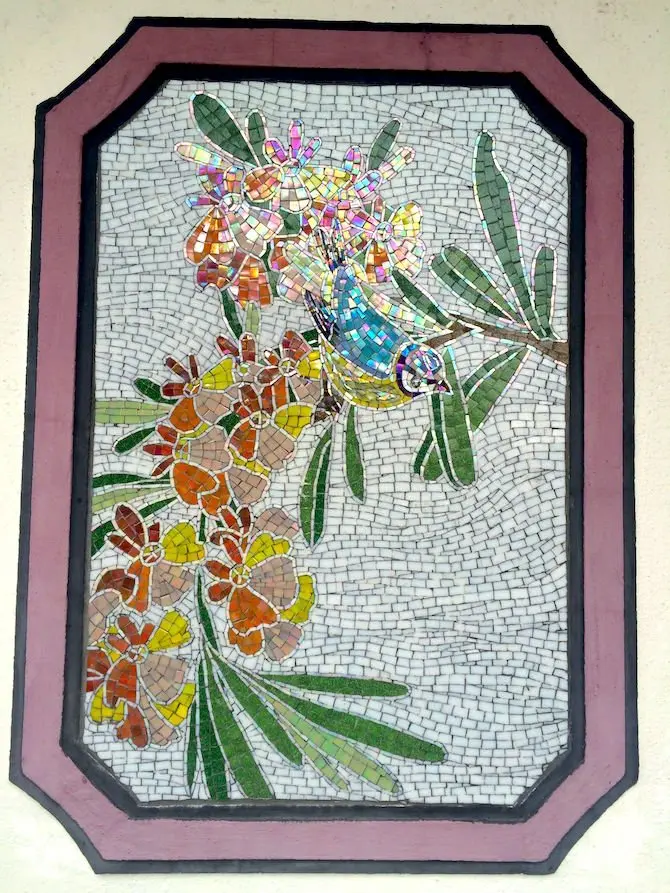 image - yuen po bird gardens mosaic