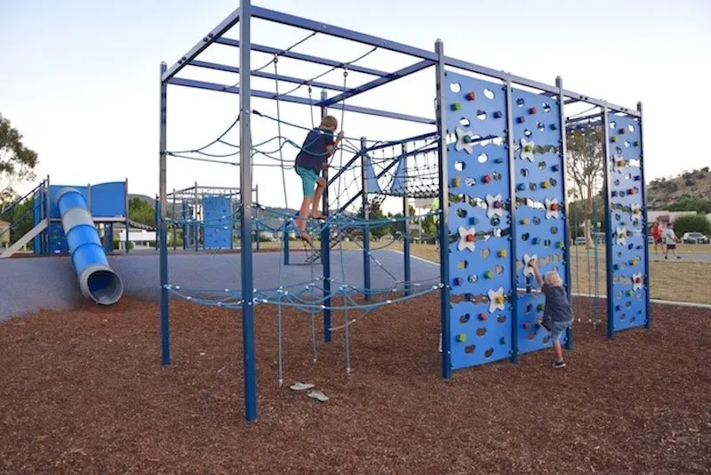 gordon playground climbing fort pic