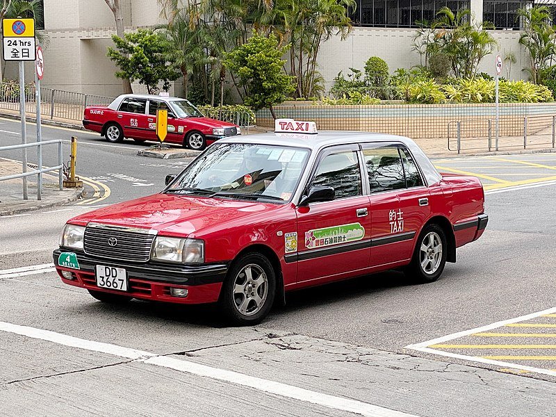 red taxi hong kong pic
