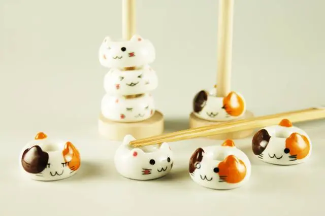 Kappabashi maeda cat chopstick rests via fb