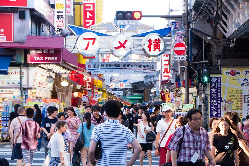 ameya yokocho by dick thomas johnson 