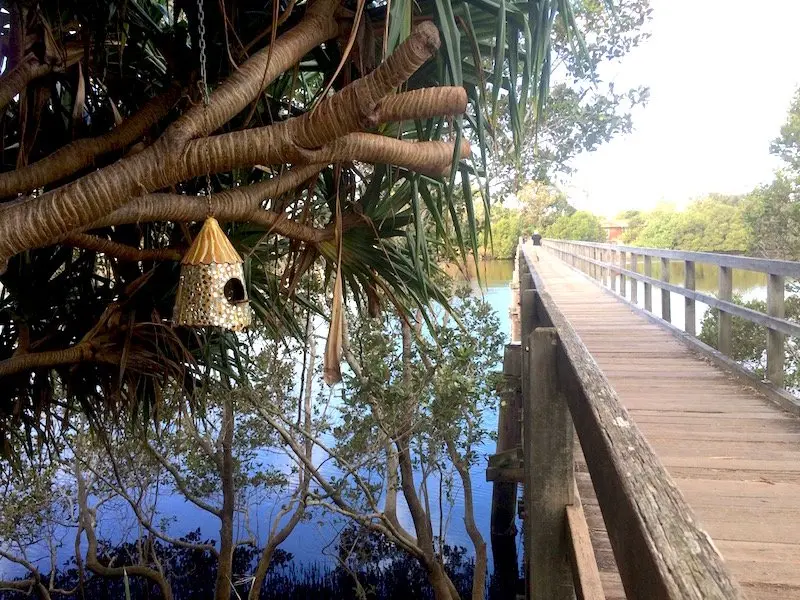 brunswick heads fairy trail footbridge house pic 800