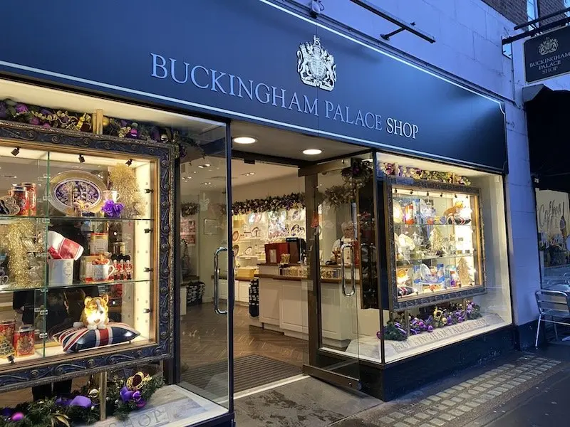 image - buckingham palace shop