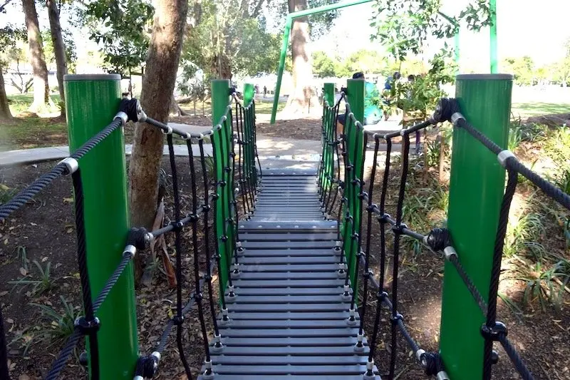 knox park murwillumbah playground bridge