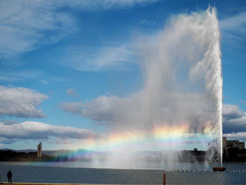 lake burley griffin water fountain by pjluk 