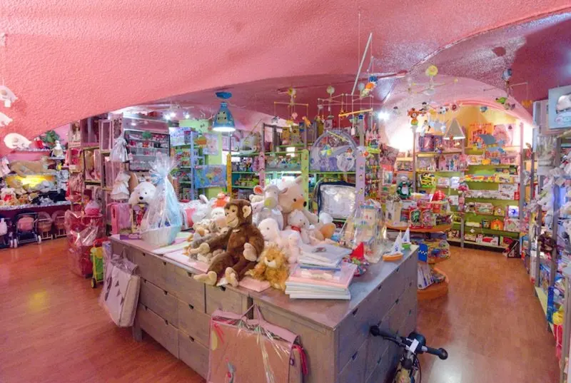 once upon a time toy shop in paris interior pic