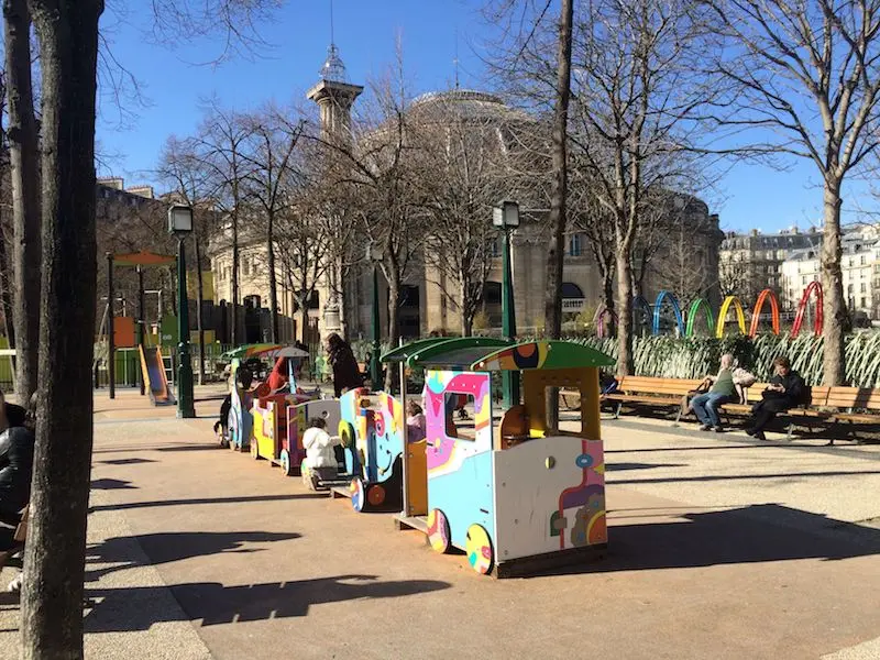 paris playground for kids - nelson mandala 