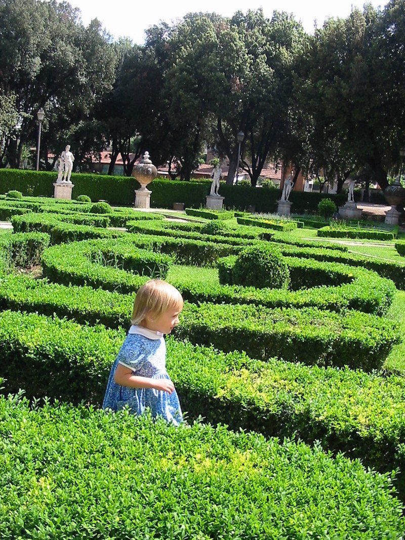 villa borghese maze pic by yannick carer