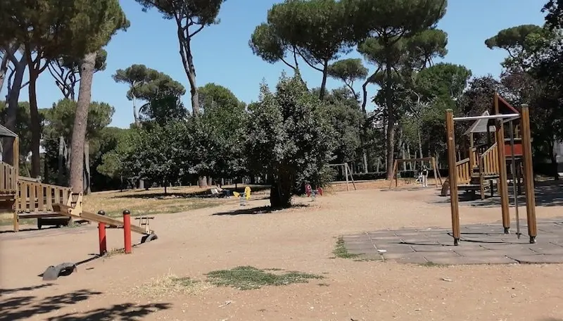 villa-borghese-playground pic