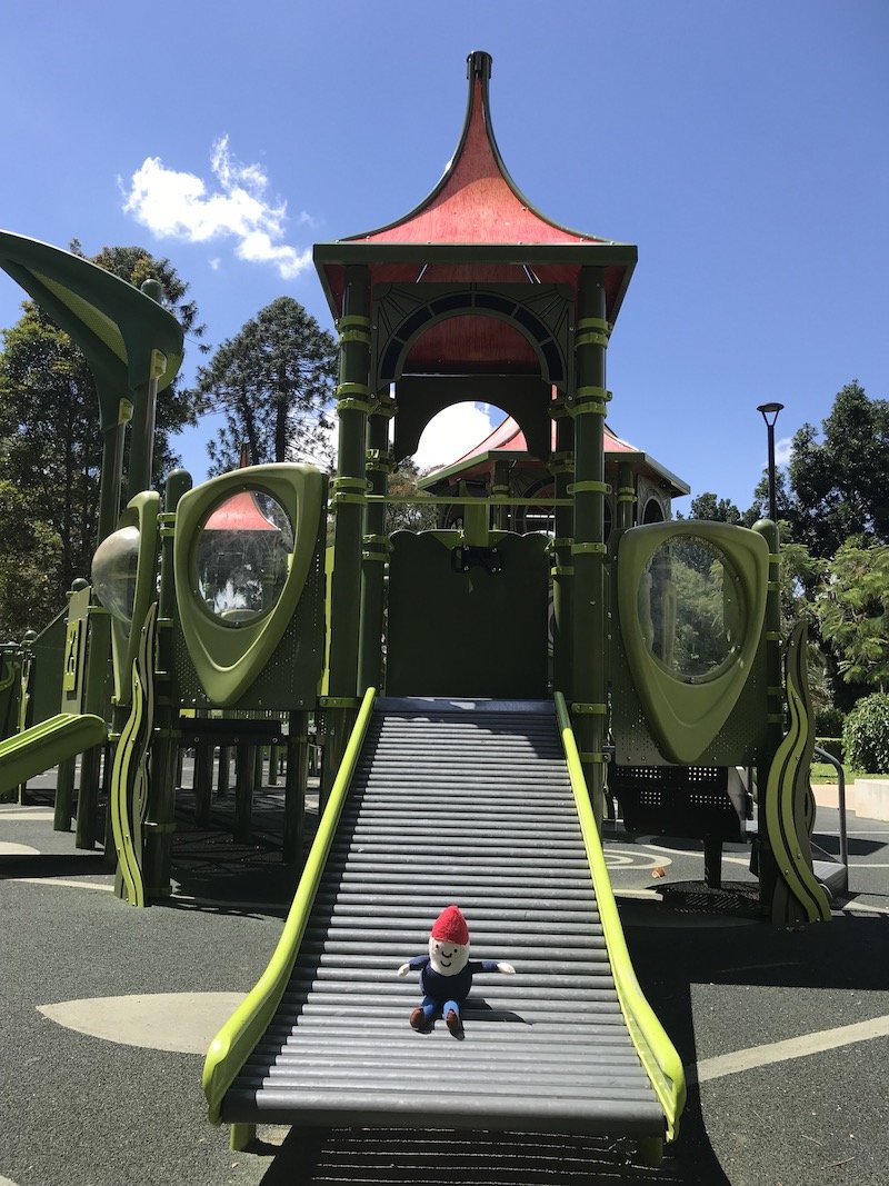 brisbane botanic garden playground fort and slide pic