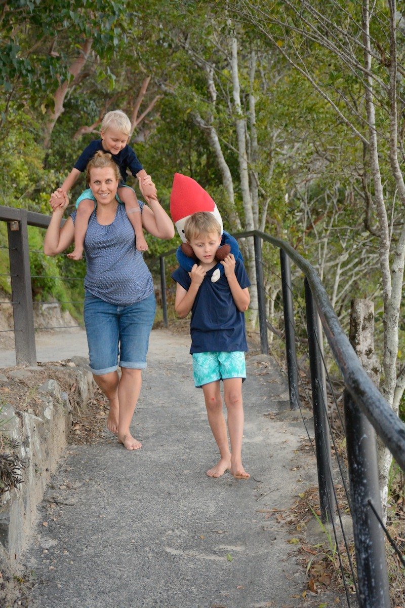 burleigh hill echo beach pic