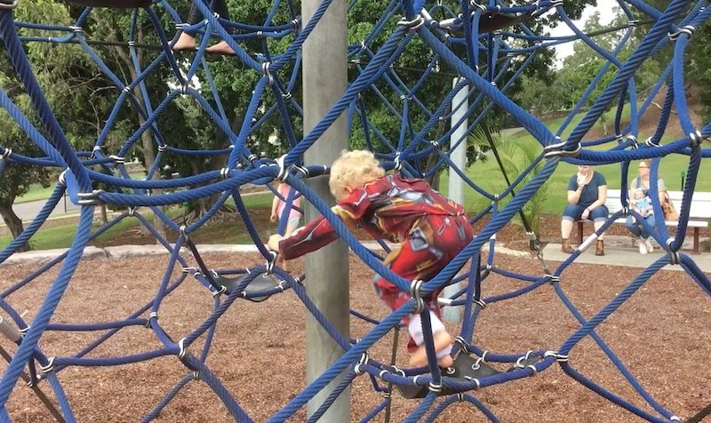 photo - queens park playground climbing fort