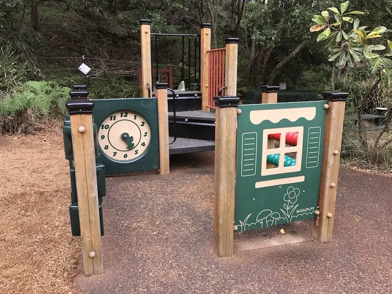 photo - tunks park cammeray clock