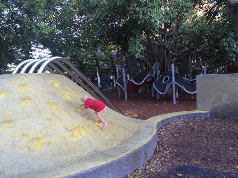 PICNIC ISLAND GREEN SOUTHBANK PLAYGROUND KIDS GUIDE