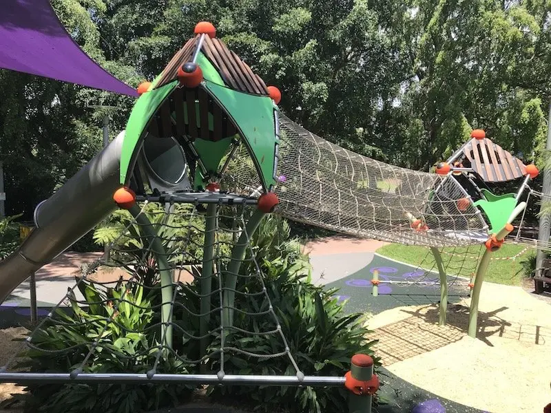 roma street children's playground 800
