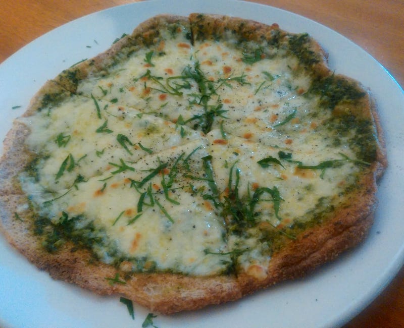 keto cheesy pesto pizza ciccio italian cafe