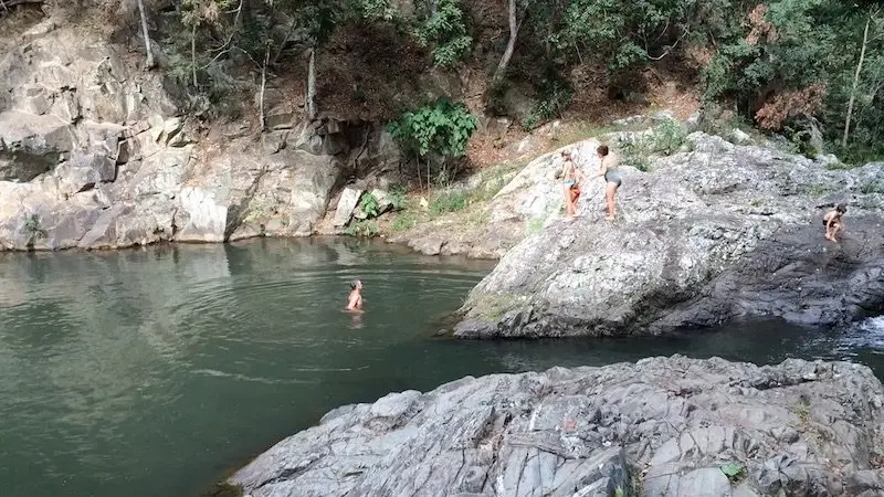 photo - currumbin rock pools jumping