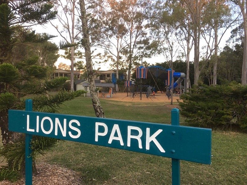 photo - helensvale lions park playground sign