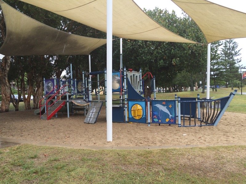 photo - paradise point playground boat