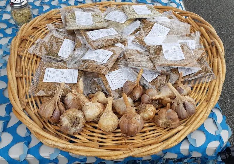 thorndon markets garlic pic by fb