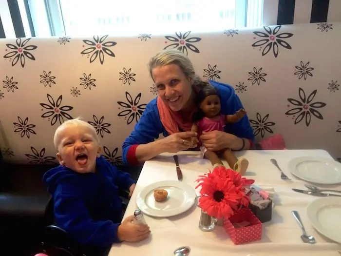 AMERICAN GIRL CAFE NYC FOR KIDS A MUST DO IN NEW YORK