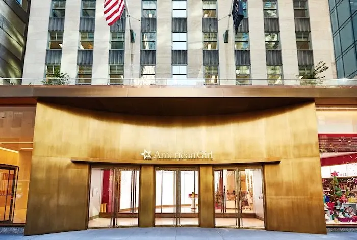 image - american girl cafe front entrance Rockefeller Center