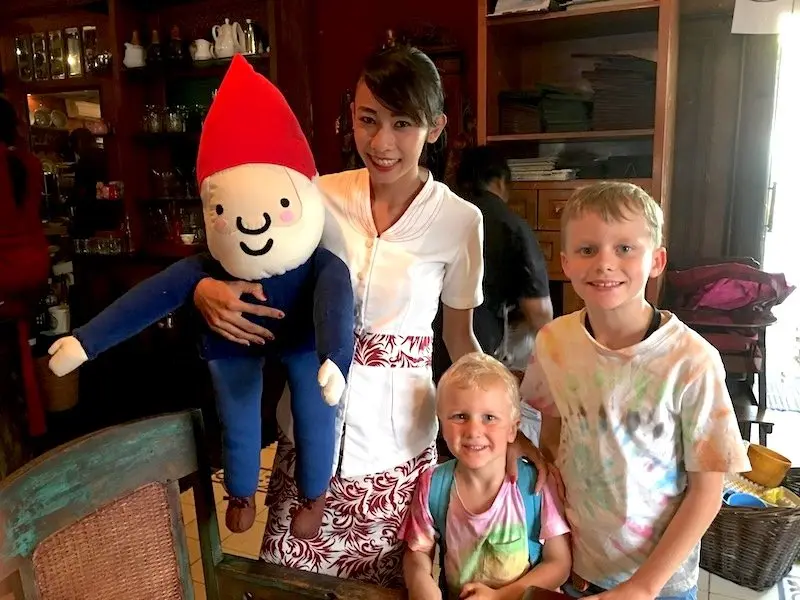 image - biku bali restaurant with kids
