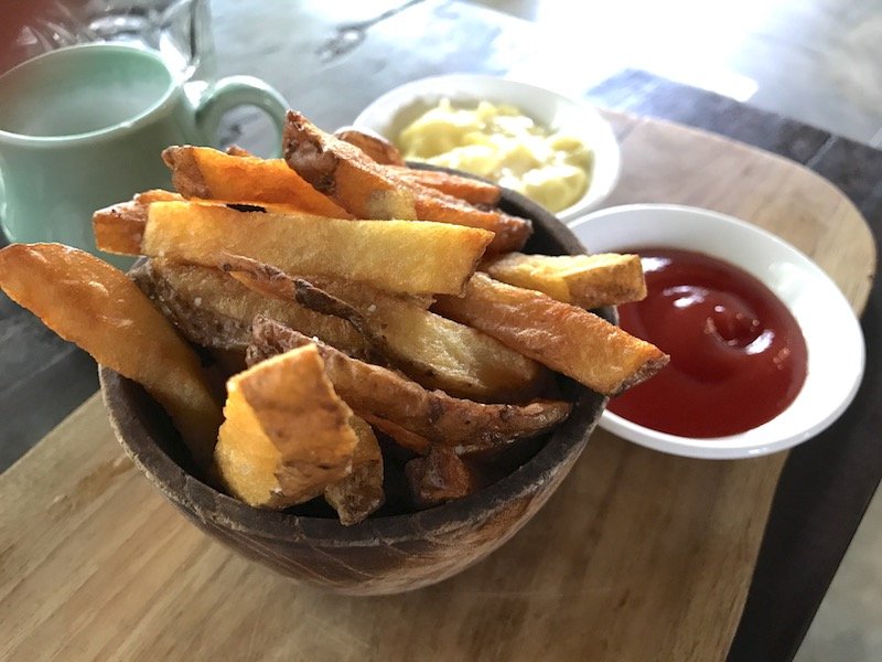 image - cinta cafe canggu chips