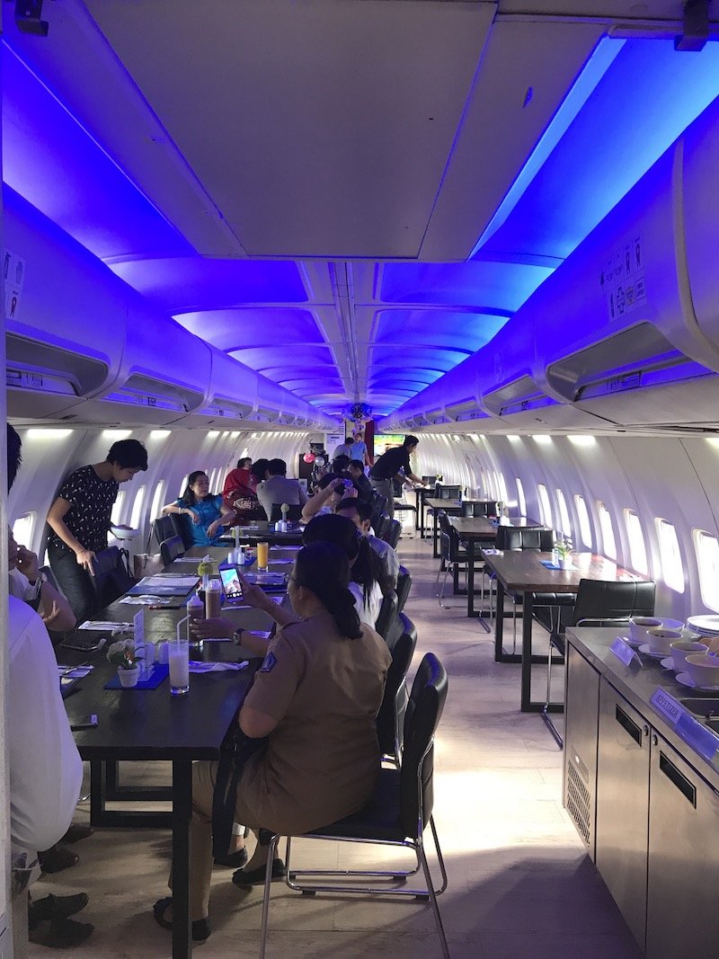 image - inside the plane restaurant at keramas aero park bali